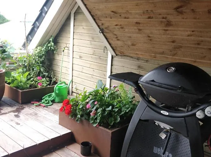 Kristinebjerg Homestay *